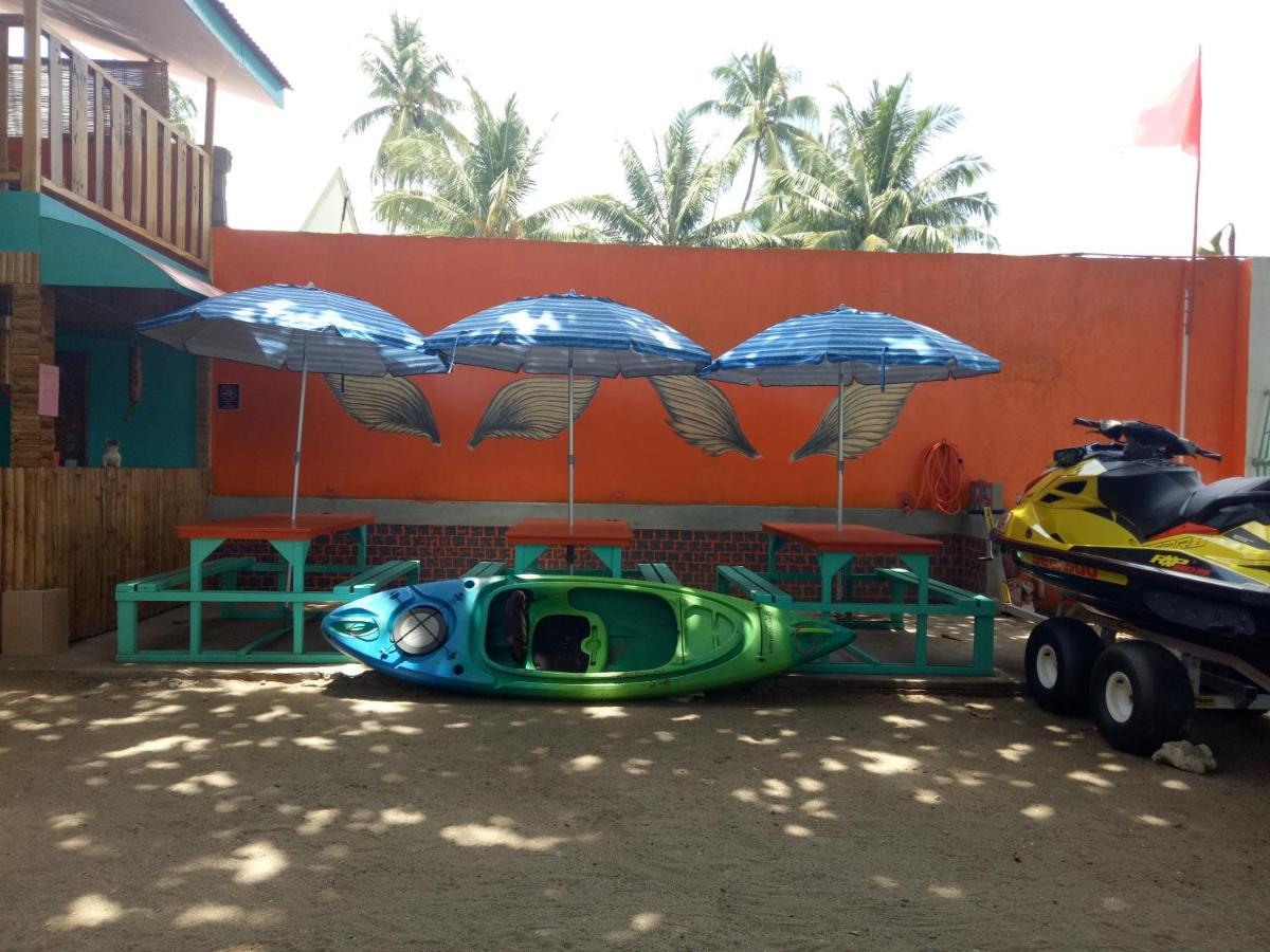 Smallfry'S Beach Resort Calatrava  Ngoại thất bức ảnh