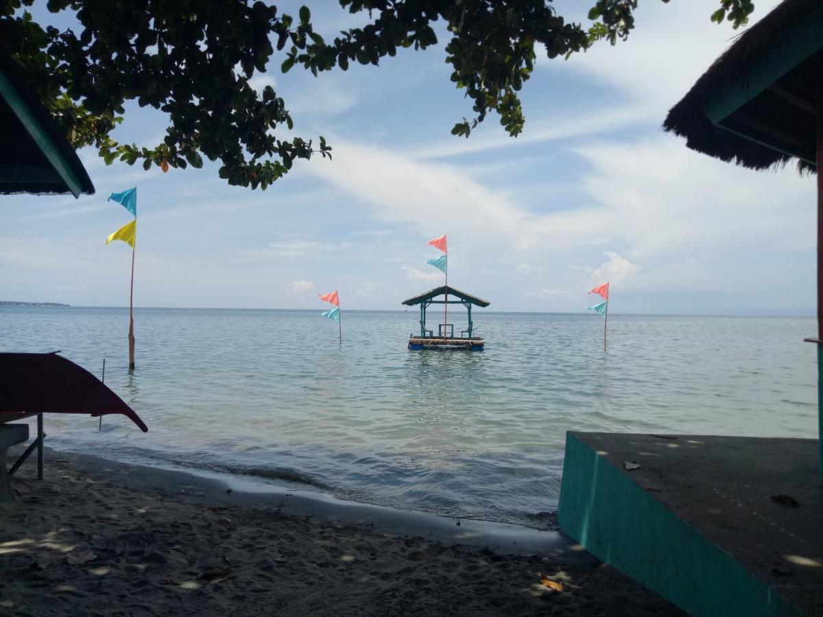 Smallfry'S Beach Resort Calatrava  Ngoại thất bức ảnh