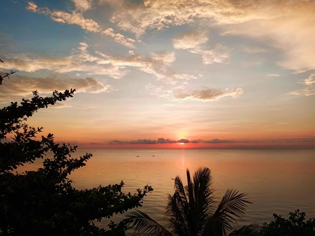 Smallfry'S Beach Resort Calatrava  Ngoại thất bức ảnh